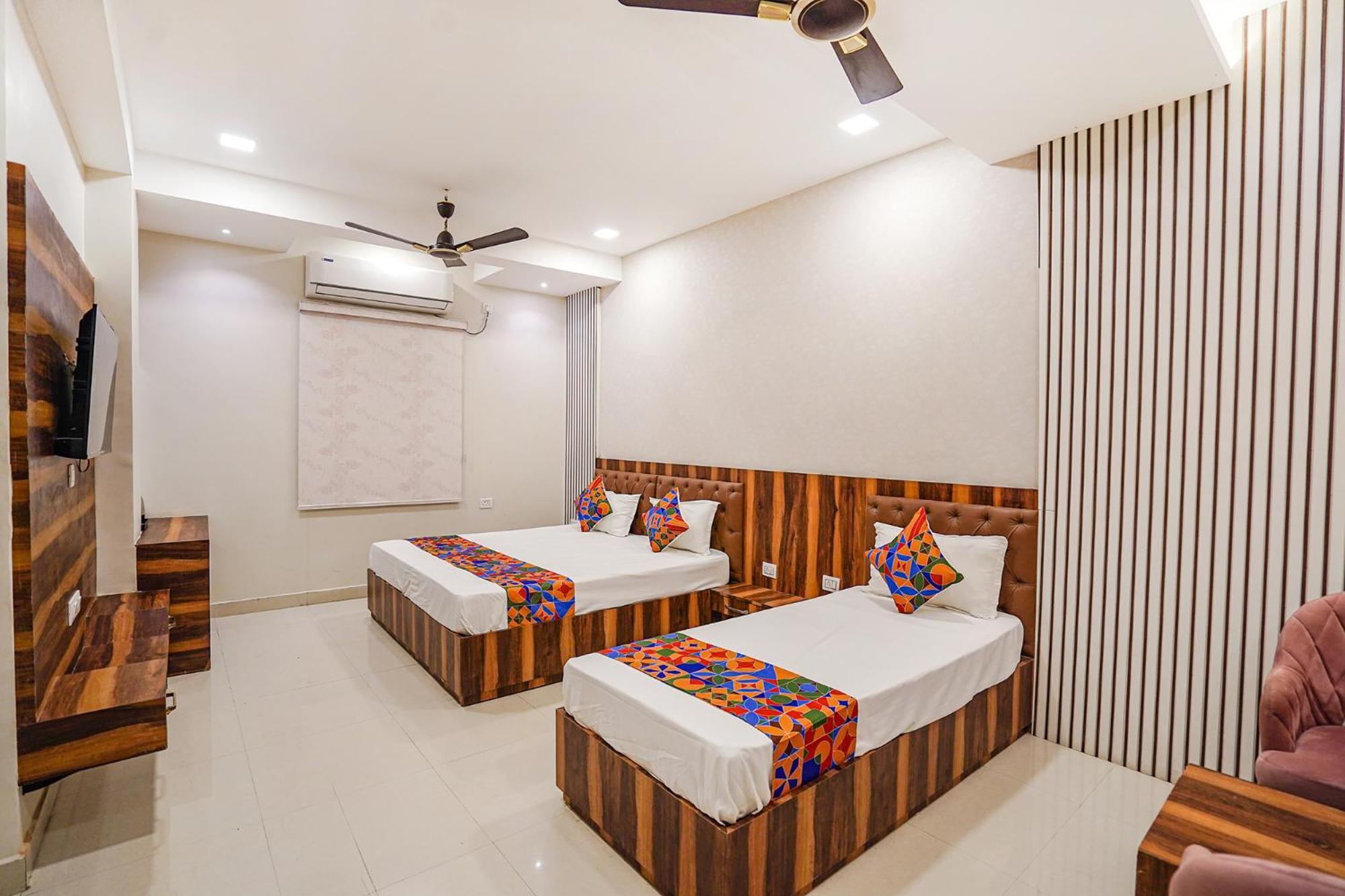 Fabhotel Ts Inn Faithfulganj Exterior foto